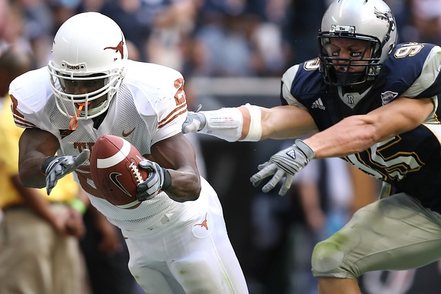 欧冠赛场精彩瞬间：巴萨主场2-0取胜,